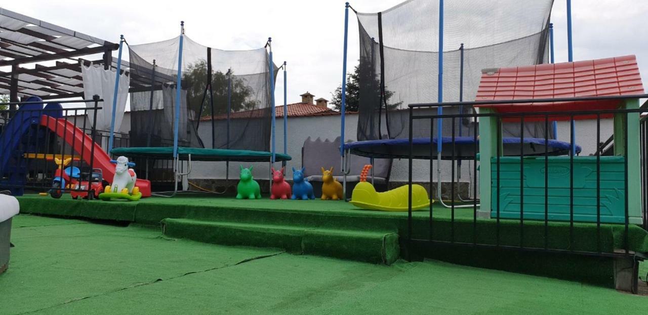 Complex Exotica Ξενοδοχείο Lozenets Εξωτερικό φωτογραφία